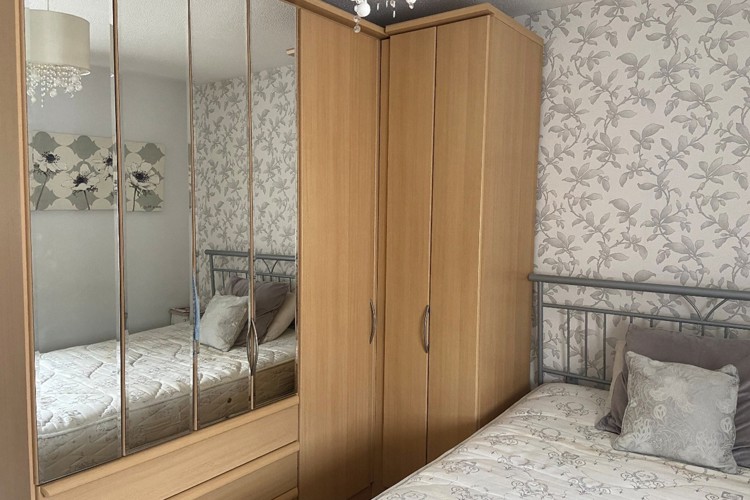 Bedroom 1.1 (1)
