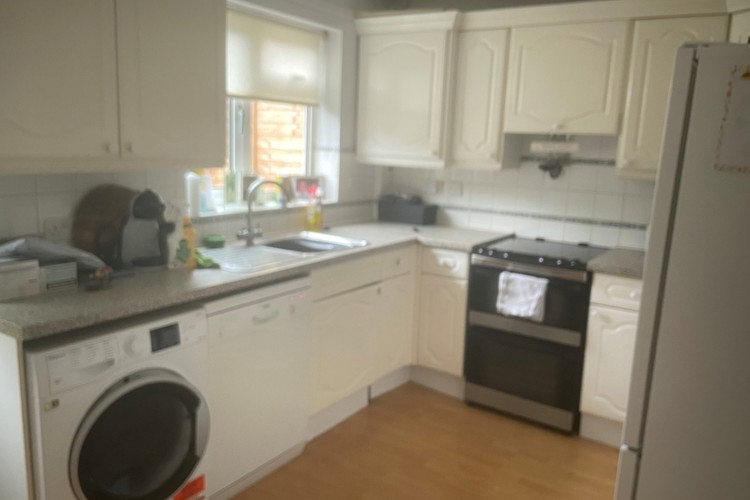 Kitchen (2)