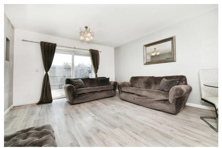 Lounge 3