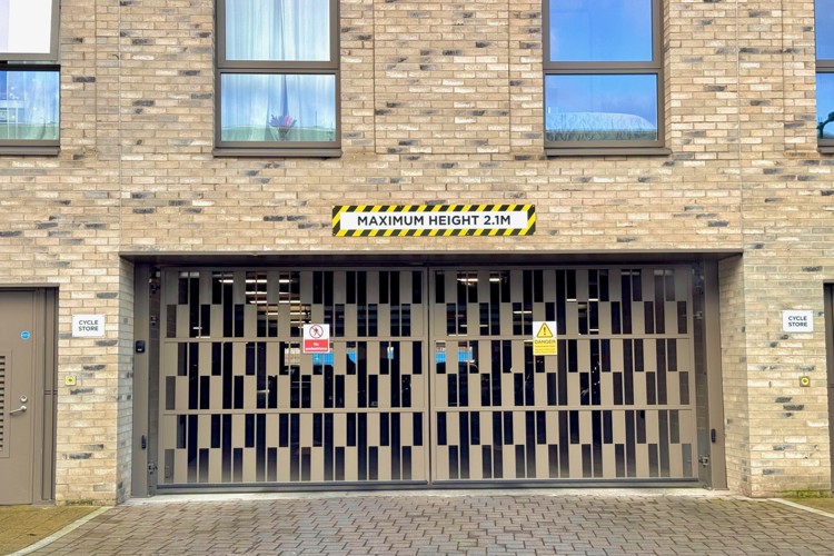 17 Secure Carpark