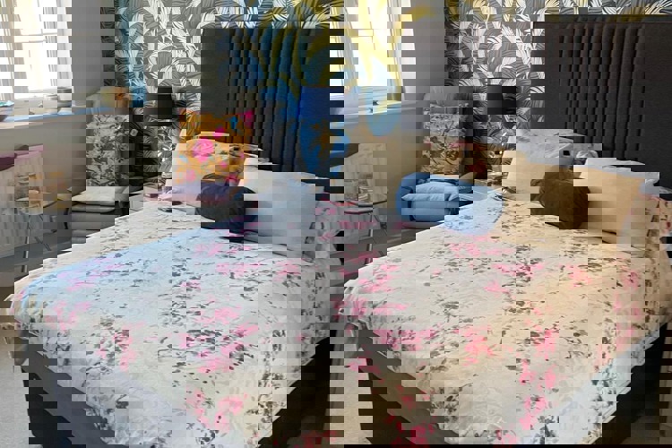 E1603995 4A7b 4268 B43c 3793D59dacec