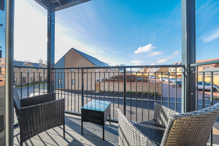 1404588 6 697A5f6a76b37