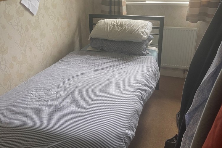 Bedroom 2 (1)