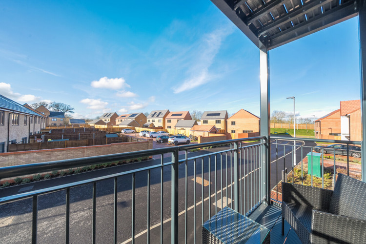 1404588 5 697A5f61479ec