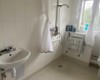 Thumnail Bathroom 1