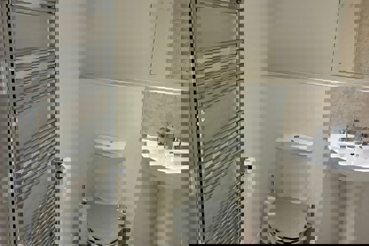 8364897E Bf9c 4Bee 84Ae Eace452bdfe1