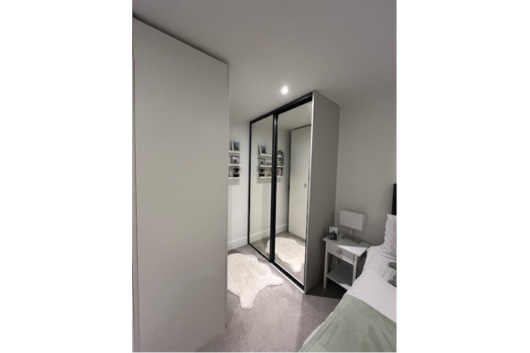 bedroom3 8 SIr John Cohen Court