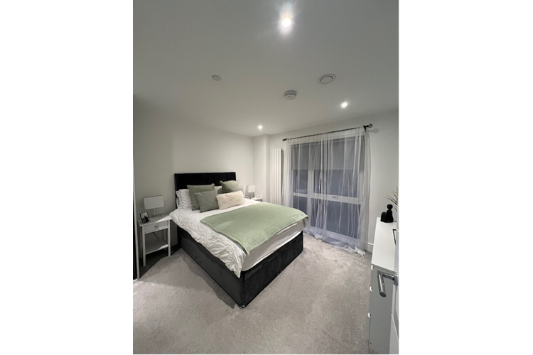 bedroom 8 SIr John Cohen Court