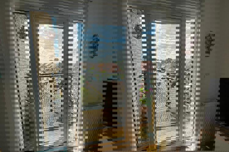 1000018723