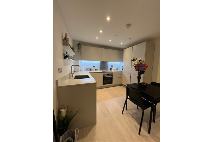 kitchen 8 SIr John Cohen Court